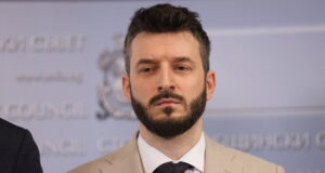 Няма напрежение при разрушаването на постройки в столичния кв. „Захарна фабрика“, каза за БТА кметът на район „Илинден“ Емил Бранчевски