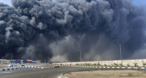 ОБНОВЕНА 25 са вече загиналите и 800 - ранените в мощната експлозия, разтърсила вчера иранското пристанище „Шахид Раджаи“