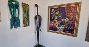 Общо 23 троянски художници представят свои творби в рамките на Пролетна изложба в галерия „Серякова къща“ в планинския град