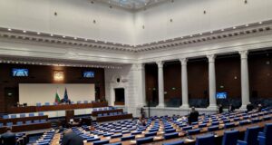 Осем министри са предвидени да участват в днешния парламентарен контрол