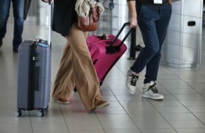 Повече българи са пътували в чужбина през март на годишна база, показват данни на НСИ