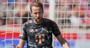 Президентът на Байерн Ули Хьонес: "Никой не заслужава титлата повече от Хари Кейн"