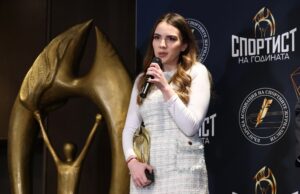Първа победа на Нургюл Салимова на турнира от веригата Гран при по шахмат за жени в индийския град Пуне