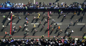 Рекордът за брой финиширали бегачи бе подобрен по време на Лондонския маратон