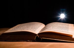книга, училище