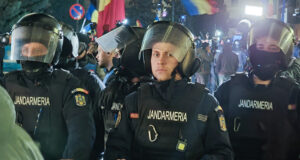 Румънската полиция претърси няколко адреса в рамките на разследване на протест в подкрепа на Калин Джорджеску