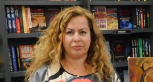 Среща с писателката Гергана Лаптева ще даде старт на инициативата „Маратон на четенето“ в Общинската библиотека в Горна Оряховица