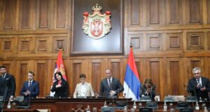 Сръбският парламент ще гласува днес състава на новото правителство