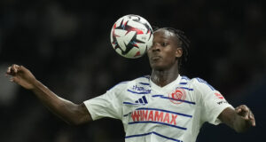 Страсбург и Ница разделиха по точка в зрелищен мач