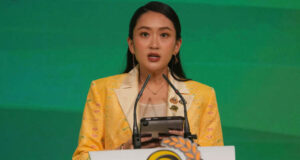 Тайландската премиерка беше приета в болница след посещението си в Камбоджа