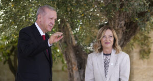 Турският президент ще посети днес Италия