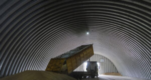 Турция се стреми да се превърне в „стратегически складов център“ за хранителни продукти, съобщи турският министър на земеделието