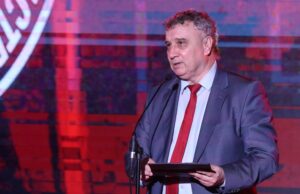 УНСС ще продължава да подкрепя връзката между академичната общност и публичната администрация, каза ректорът проф. Димитър Димитров