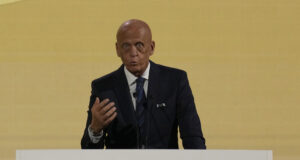 ФИФА избра 117 съдии за предстоящото Световно клубно първенство и анонсира по-строги правила за вратарите