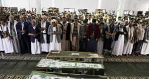 Хусите съобщиха за осем ранени при американски удари по йеменската столица Сана