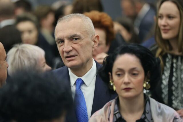 Бившият албански президент Илир Мета е официално обвинен в корупция и пране на пари