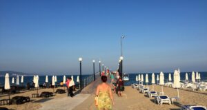 Българските плажове и пристанища със "Син флаг" за Лято 2025
                                                                                                Централният плаж в Слънчев бряг е със "Син флаг" и тази година