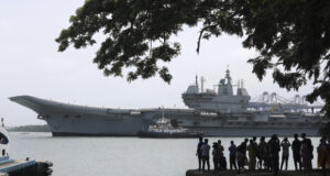 ВМС на Индия ще отговорят на всяка бъдеща агресия от страна на Пакистан, предупреди индийският министър на отбраната