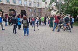 Втори протест "Училището не е църква" се организира тази вечер в София