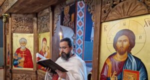 Възкресението не може да се обясни, както не може да се обяснят любовта или милостта, каза отец Давид във великотърновския храм „Св. Мина“