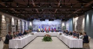 Външното министерство на Украйна заяви, че спирането на огъня е основна предпоставка за преговорите за мир с Русия