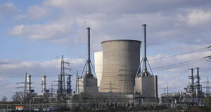 Гръцкият газов доставчик ДЕПА подписа споразумение за изграждането на електроцентрала в Лариса