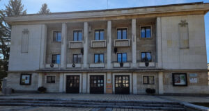 Две представления за деца в две поредни съботи на май ще представи Държавен куклен театър - Габрово в Троян