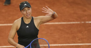 Джесика Пегула се класира за втория кръг на "Ролан Гарос", Мария Сакари и Онс Жабюр отпаднаха