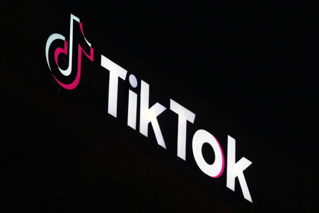 Доналд Тръмп каза, че ще продължи срока за сключване на сделка за "Тикток", ако няма такава до 19 юни
