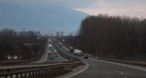 За празничните дни ще бъде променено движението през тунелите „Топли дол“ и „Правешки ханове“ на АМ „Хемус“ и по пътя София - Кулата