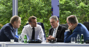 Западът срещу Кремъл: Нова европейска ос се оформя около конфликта в Украйна