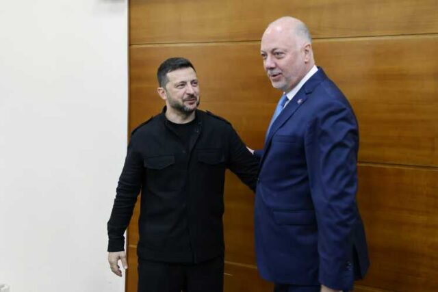 Зеленски заяви, че е разговарял с Росен Желязков за енергийното сътрудничество и за разминирането на Украйна