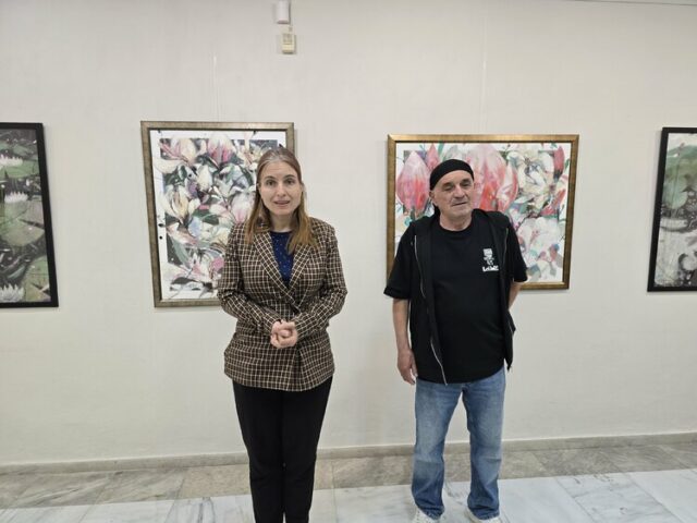 Изложба живопис представя в Плевен художникът Николай Добрев