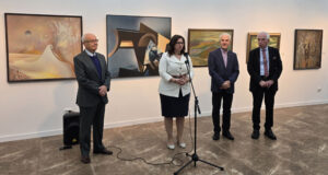 Изложбата „Енергията на откривателството“ съхранява културната и духовната памет на българските художници, каза проф. Чавдар Попов