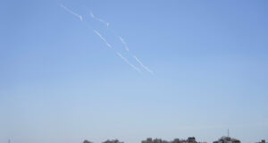 Израел съобщи за изстреляна срещу страната ракета от територията на Йемен