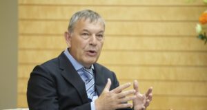 Израелският модел за разпределяне на помощи в Газа е "отклоняване на вниманието от зверствата", каза високопоставен представител на ООН