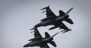 изтребители Ф-16