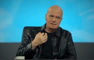 "Има такъв народ“ подкрепя идеята на президента да се питат гражданите, написа във Фейсбук Слави Трифонов