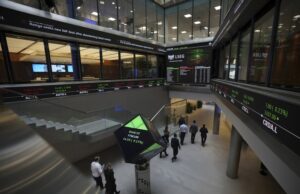 Индексите в Лондон се движат колебливо, повечето европейски пазари днес са затворени заради отбелязването на Деня на труда