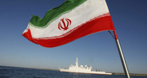 Иран каза, че ще отвърне на всяка атака на САЩ или Израел