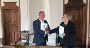 Историческият музей в Самоков получи дарение от шест котленски килима от НДФ „13 века България“