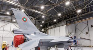 На снимката: изтребител F-16