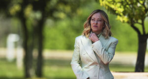 Мелони ще проведе в събота срещи с новите лидери на Германия, Канада и Ливан