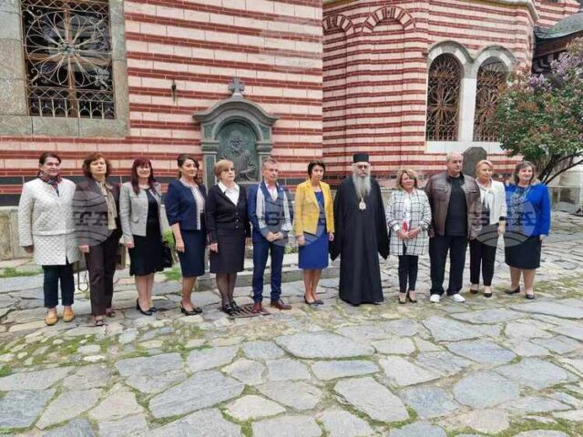 Министерството на образованието и науката ще връчи годишните награди "Св. Иван Рилски" на изявени директори