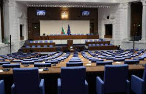 Парламентът прие на първо четене промени, с които НЗОК ще има двама подуправители и отхвърли SMS известията за извършени медицински дейности
