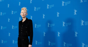 Над 300 дейци на изкуството призоваха британския премиер Киър Стармър да преустанови доставките на оръжия към Израел