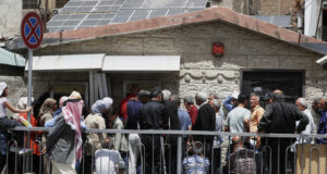 Над 8 милиона сирийци са били издирвани в Сирия от службите на режима на Асад, обяви сирийски правителствен говорител