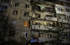 Най-малко трима са загиналите в Украйна след нощните руски удари