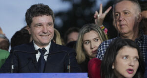 Новоизбраният президент на Румъния Никушор Дан се срещна с премиера на Полша Доналд Туск