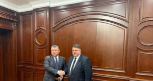 Нуждата от директна авиовръзка София-Душанбе и разширяване на износа от България за Таджикистан обсъди Атанас Зафиров на срещи в страната